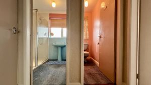 Photo 13- click for photo gallery